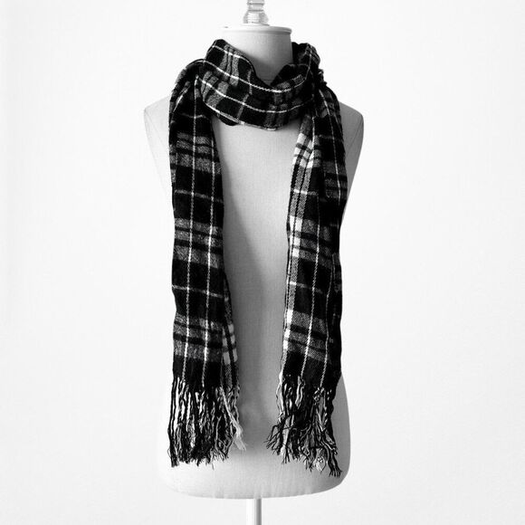 Vintage Pierre Cardin Black Gray Plaid Checkered Print Fringe Scarf - Picture 3 of 6